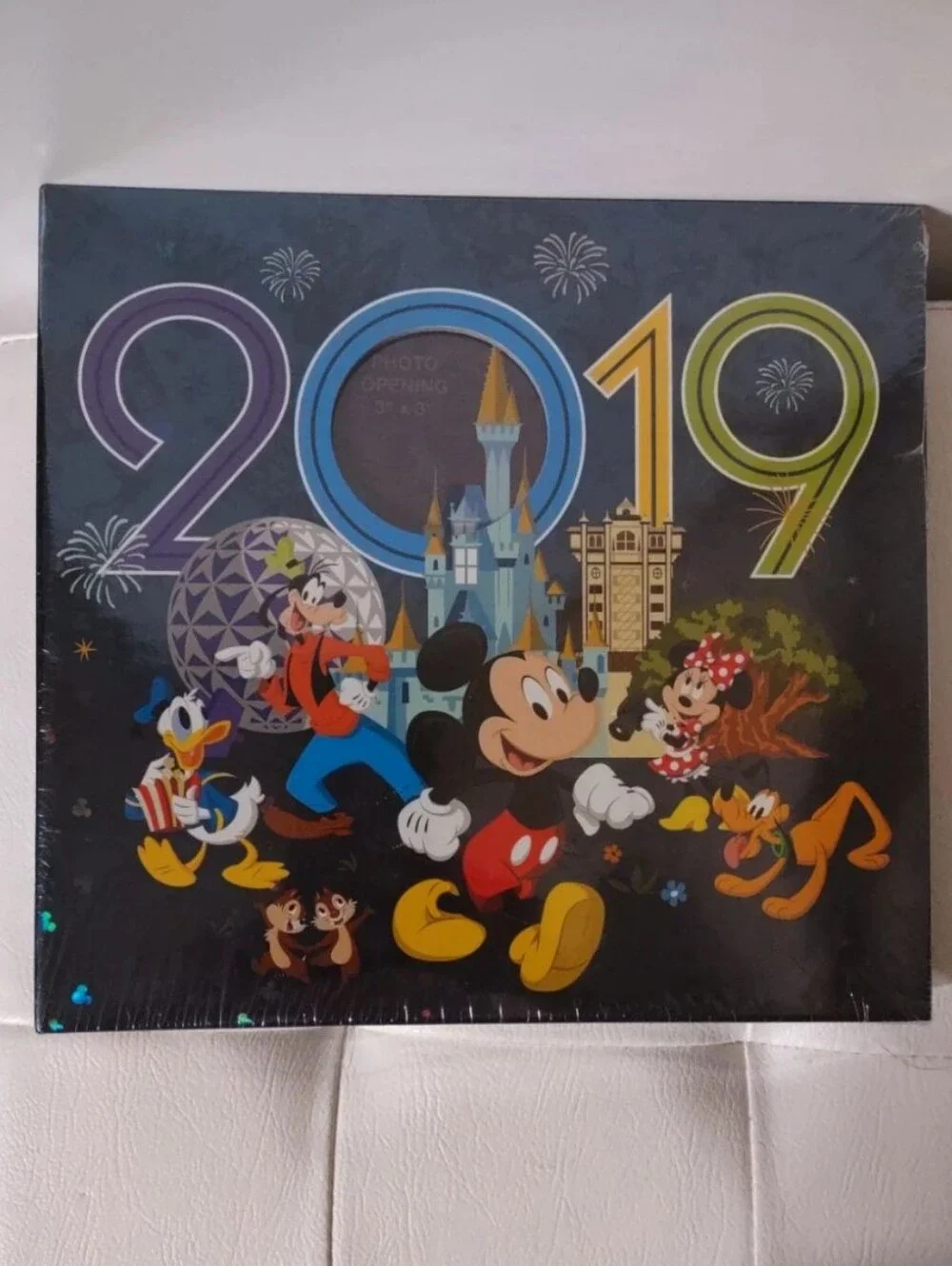 Disney Parks 2019 Photo Album New/Sealed